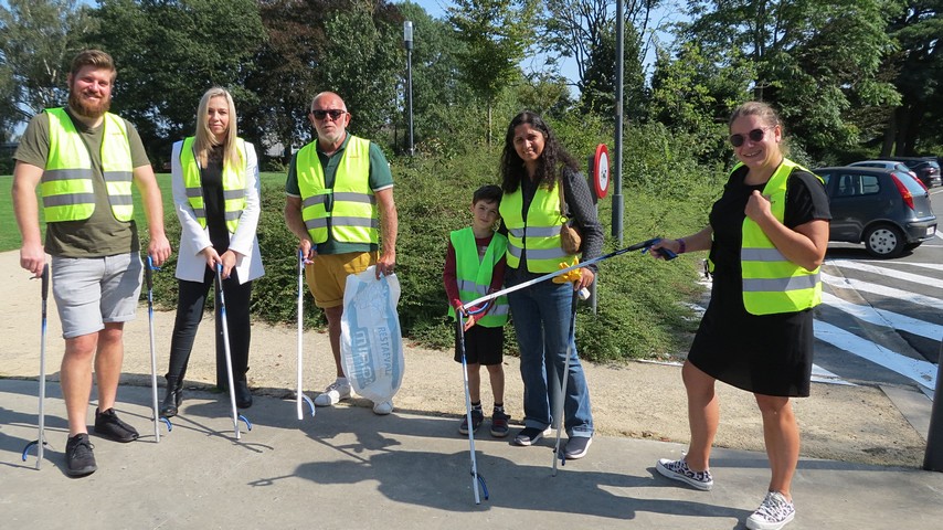 thumbnail-Vooruit Torhout nam deel aan de 'World Cleanup Day'